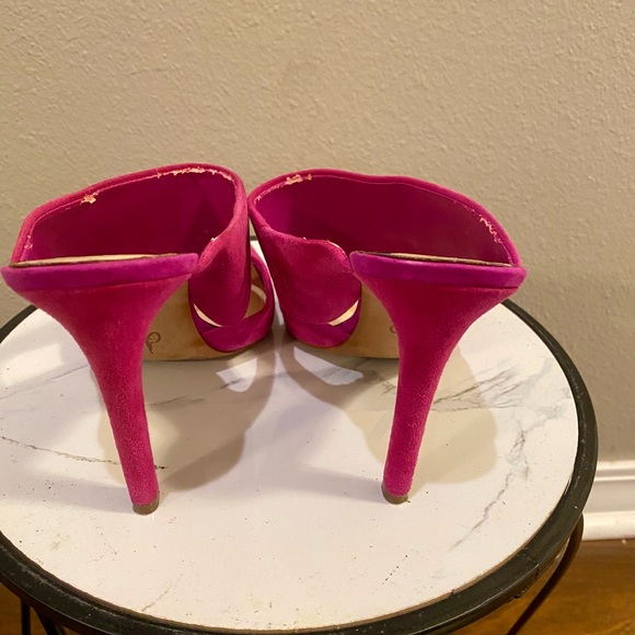 Jessica Simpson Fuchsia Suede Heels - Picture 4 of 8